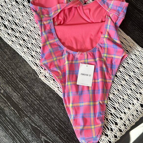 👙 SWIM 👙 - Picture 3 of 5